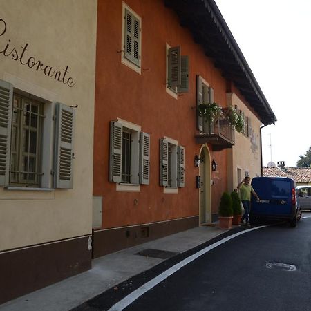 Il Paladino Bed & Breakfast Sciolze Luaran gambar