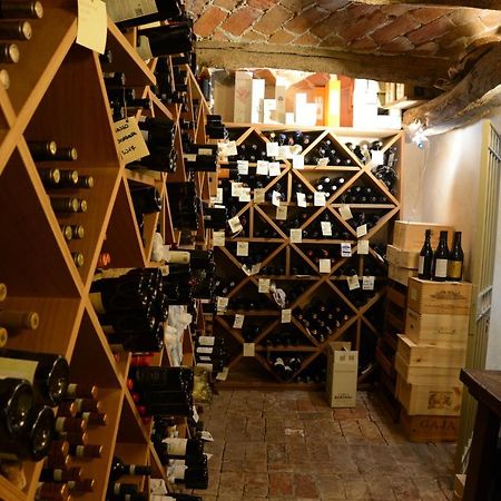 Il Paladino Bed & Breakfast Sciolze Luaran gambar