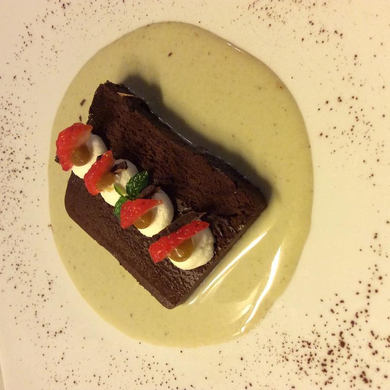 Il Paladino Bed & Breakfast Sciolze Luaran gambar