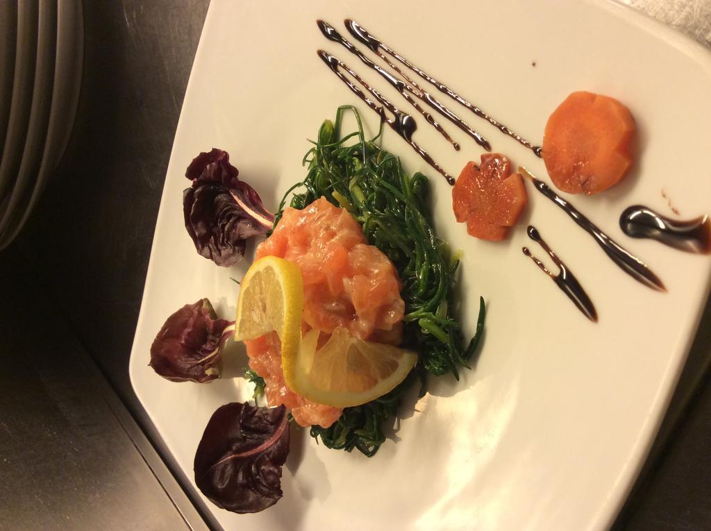 Il Paladino Bed & Breakfast Sciolze Luaran gambar