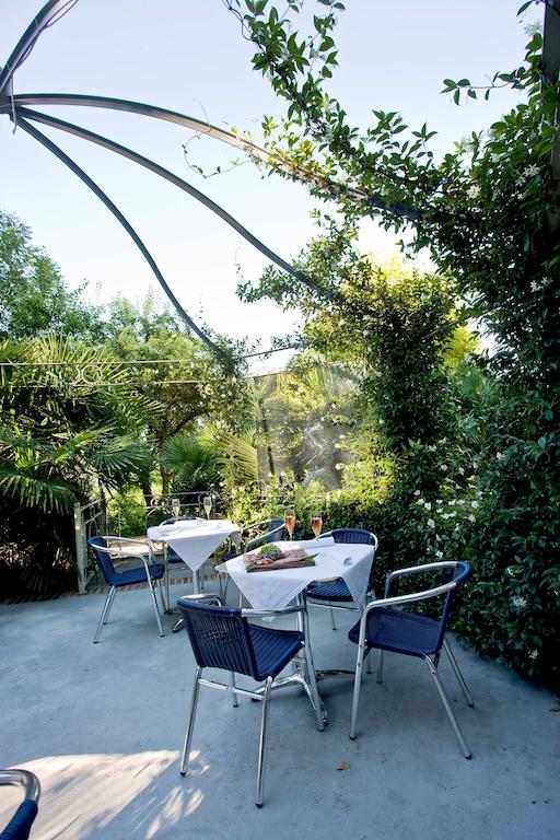 Il Paladino Bed & Breakfast Sciolze Luaran gambar
